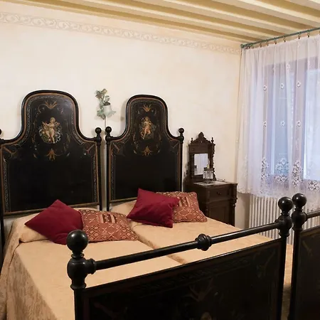 Appartement Elegante Dorsoduro Venetië
